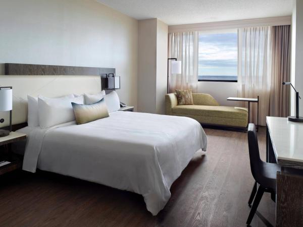 Atlanta Airport Marriott : photo 1 de la chambre king room with concierge lounge access  - concierge level 