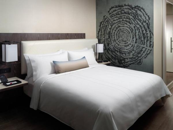 Atlanta Airport Marriott : photo 1 de la chambre chambre lit king-size