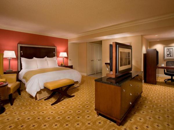Toronto Airport Marriott Hotel : photo 2 de la chambre grande suite king