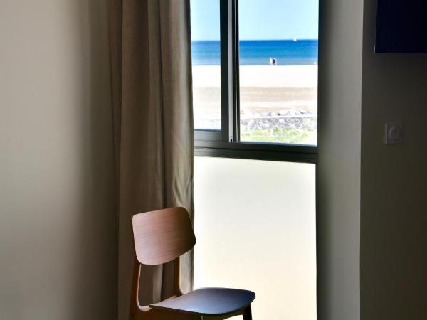 hôtel Le Grand Large : photo 1 de la chambre chambre double - vue sur mer