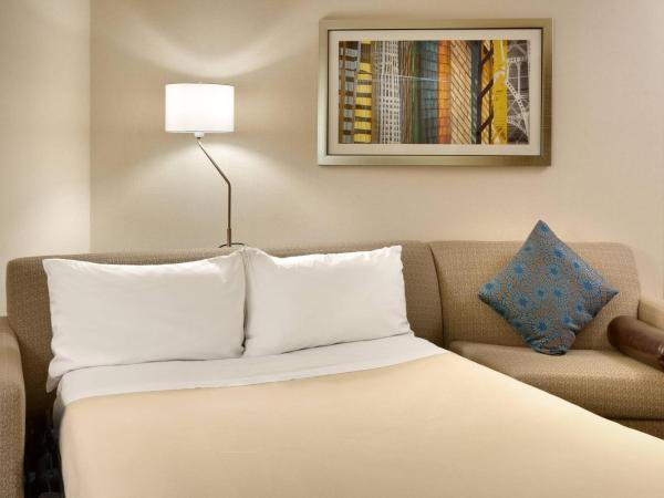 Fairfield Inn & Suites Salt Lake City Airport : photo 5 de la chambre suite exécutive avec canapé-lit