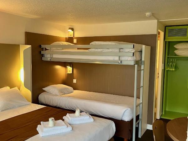Campanile Troyes Sud - Buchères : photo 7 de la chambre chambre familiale