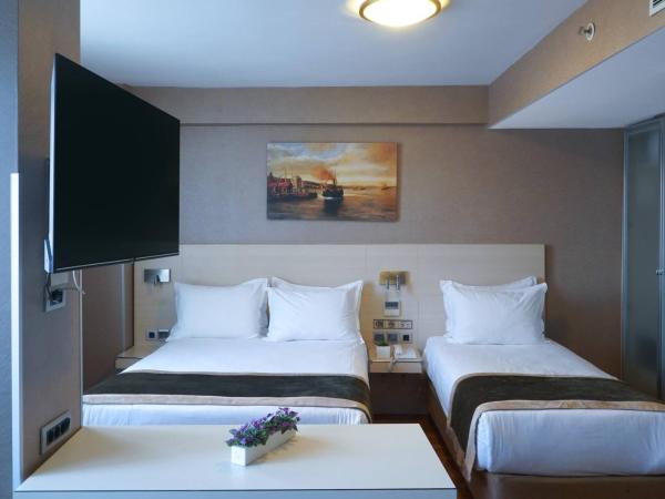 Hotel Troya : photo 2 de la chambre chambre familiale supérieure