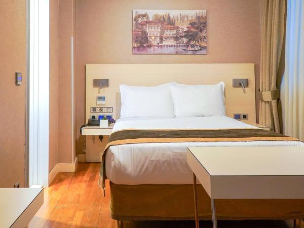 Hotel Troya : photo 10 de la chambre chambre double ou lits jumeaux Économique