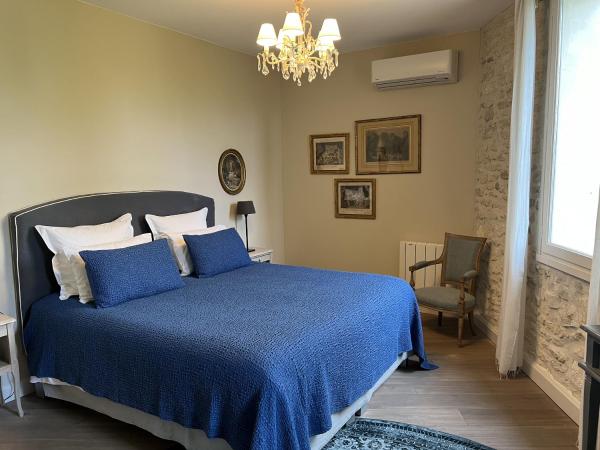 N15 - Les Confidences - Chambres d'hôtes : photo 5 de la chambre suite avec douche à l’italienne