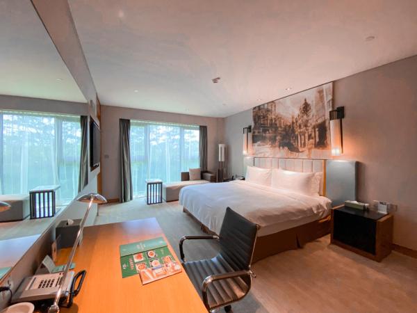 Holiday Inn Guangzhou Science City, an IHG Hotel- Free Canton Fair Shuttle Bus : photo 4 de la chambre premium king room - lounge access