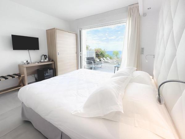Hotel Villa R : photo 6 de la chambre chambre double ou lits jumeaux - vue sur mer