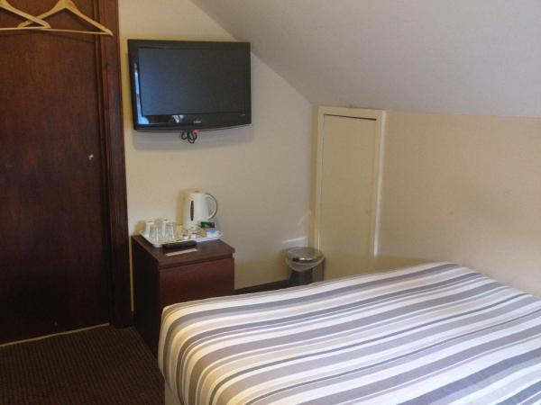 Edinburgh House Hotel : photo 5 de la chambre chambre double basique avec salle de bains à l'extérieur