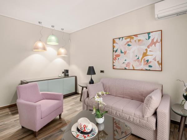 Akti Taygetos - Conference Resort : photo 5 de la chambre appartement familial deluxe - vue sur jardin