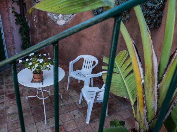 Hotel Villino Gallodoro : photo 9 de la chambre chambre double ou lits jumeaux Économique