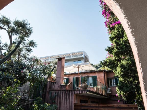 Hotel Villino Gallodoro : photo 4 de la chambre chambre triple supérieure