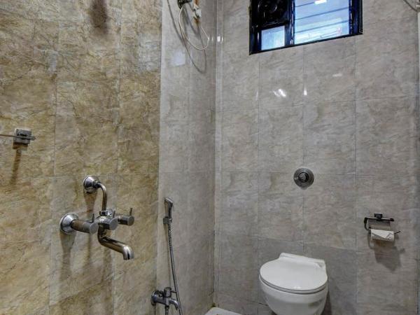 Aarya Regency : photo 3 de la chambre deluxe king room india national only