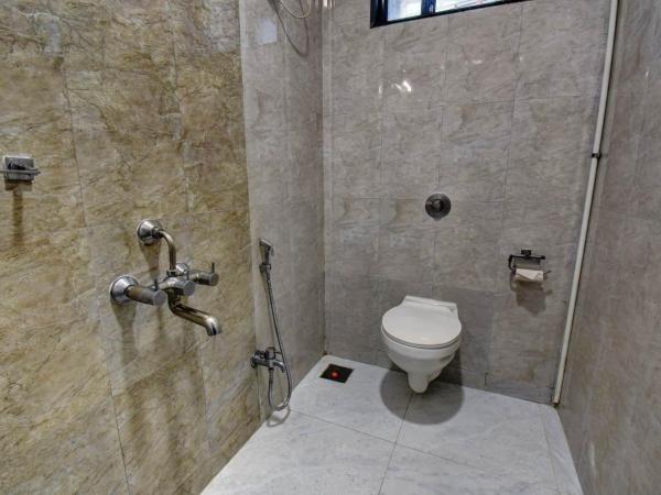 Aarya Regency : photo 2 de la chambre deluxe king room india national only