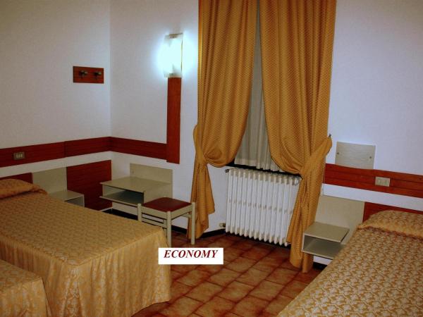 Piccolo Hotel : photo 1 de la chambre chambre triple Économique