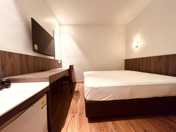 Park View Hotel : photo 3 de la chambre chambre double ou lits jumeaux standard sans fenêtre