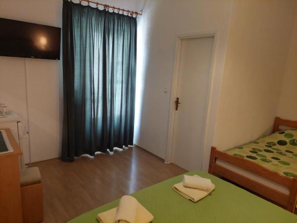 Rooms Hodanić : photo 10 de la chambre chambre triple