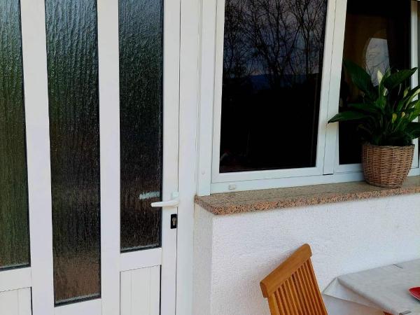 Rooms Hodanić : photo 9 de la chambre chambre double - vue sur jardin