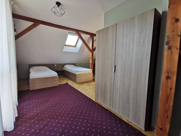 Hotel Zieliniec : photo 3 de la chambre chambre quadruple
