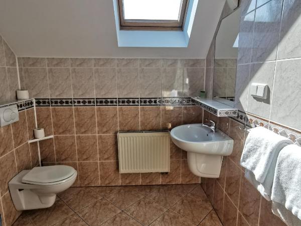 Hotel Zieliniec : photo 10 de la chambre chambre lits jumeaux