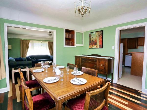 James Bay Inn Hotel, Suites & Cottage : photo 2 de la chambre gîte 2 chambres