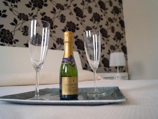 Baia Di Ognina : photo 4 de la chambre suite - vue sur ville