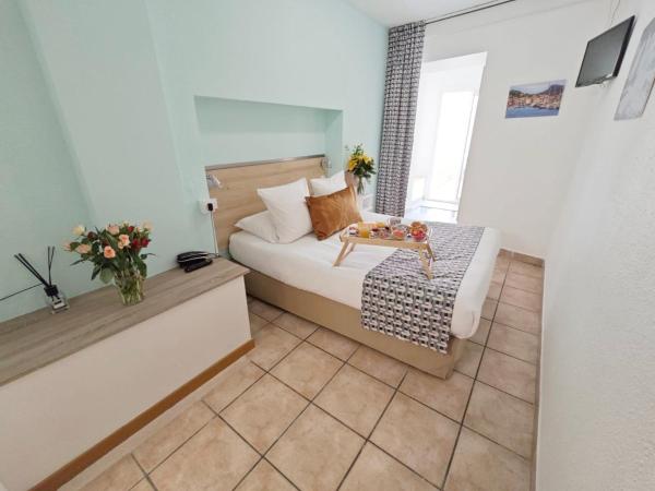 HOTEL DES CALANQUES : photo 6 de la chambre chambre double supérieure