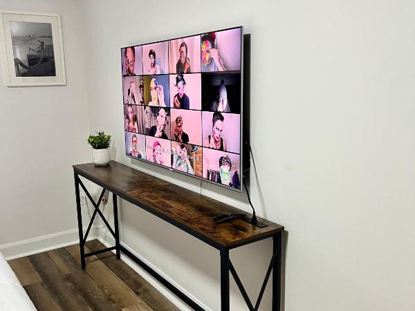 The place : photo 6 de la chambre suite deluxe avec lit king-size