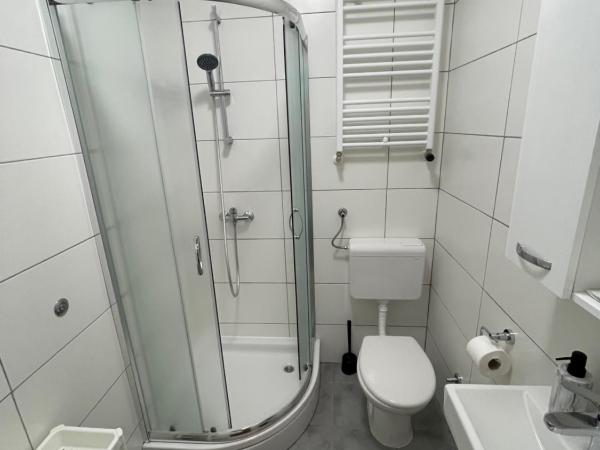 m-blok : photo 4 de la chambre chambre double avec salle de bains privative