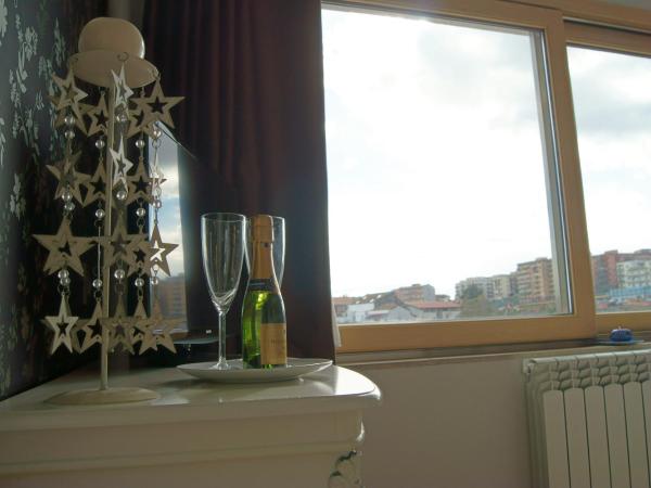 Baia Di Ognina : photo 5 de la chambre suite - vue sur mer