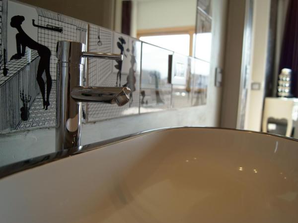 Baia Di Ognina : photo 9 de la chambre suite - vue sur mer