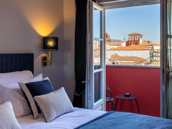 AP Dona Aninhas : photo 3 de la chambre chambre double ou lits jumeaux avec balcon