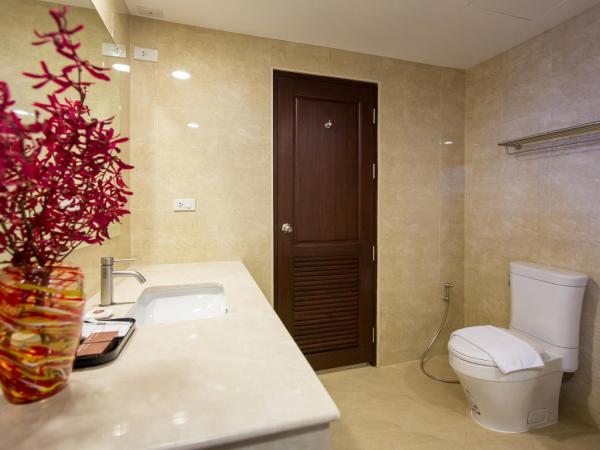 Riche Hua Hin Hotel - SHA Plus : photo 9 de la chambre family jacuzzi suite 