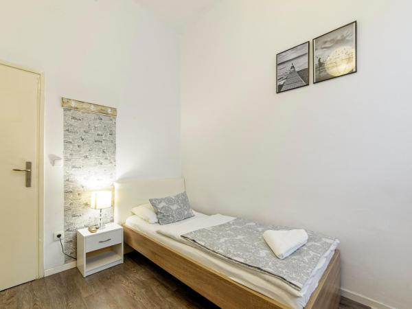 Hostel Globo : photo 4 de la chambre chambre lits jumeaux standard avec salle de bains commune