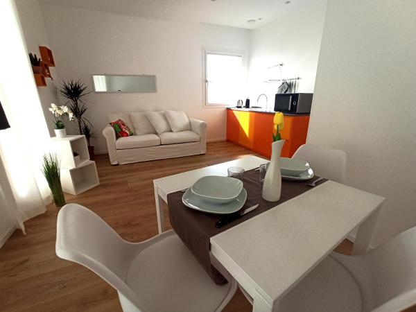 Villa Ada Olbia : photo 3 de la chambre appartement avec terrasse