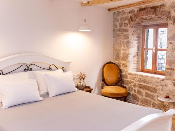 Casa Milina : photo 1 de la chambre chambre double avec salle de bains privative