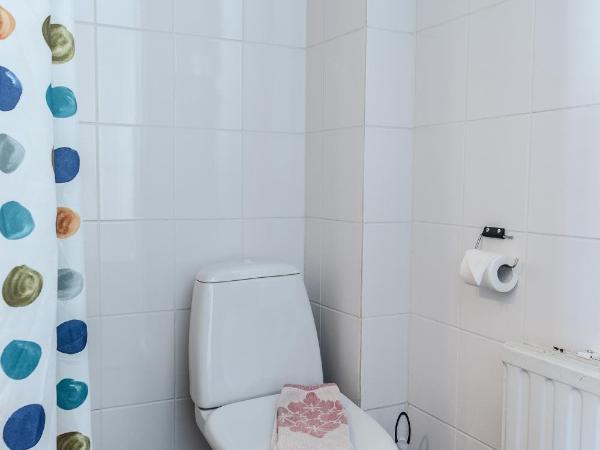 Guesthouse Borealis : photo 9 de la chambre chambre lits jumeaux