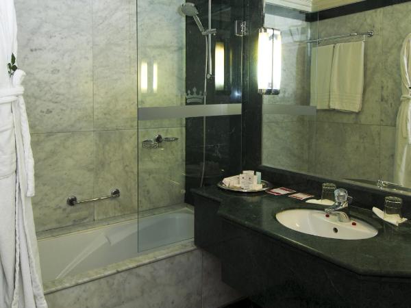 Ramada By Wyndham Fes : photo 5 de la chambre executive king room, non-smoking