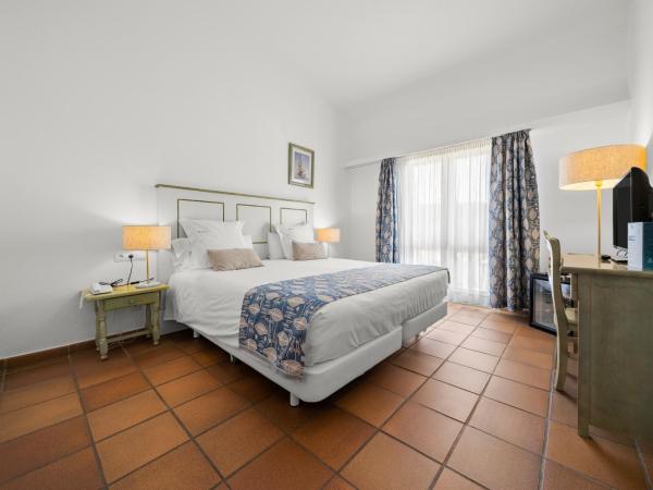 Hotel Calina : photo 4 de la chambre chambre double familiale