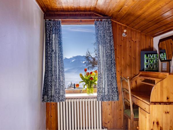 Le Coucou Hotel Restaurant & Lounge-Bar : photo 7 de la chambre chambre alpine (salle de bains commune)