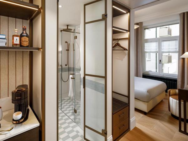 Small Luxury Hotel Ambassador Zurich : photo 2 de la chambre hébergement classique ambassadeur