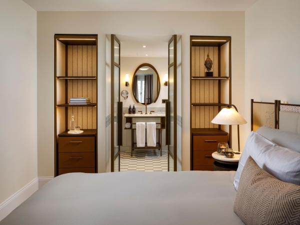 Small Luxury Hotel Ambassador Zurich : photo 6 de la chambre suite junior