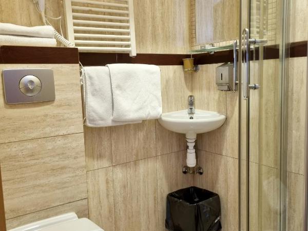 Hotel Orbita : photo 8 de la chambre chambre lits jumeaux