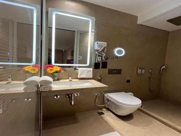 Morvee Hotels Alipore Kolkata : photo 9 de la chambre chambre lits jumeaux supérieure