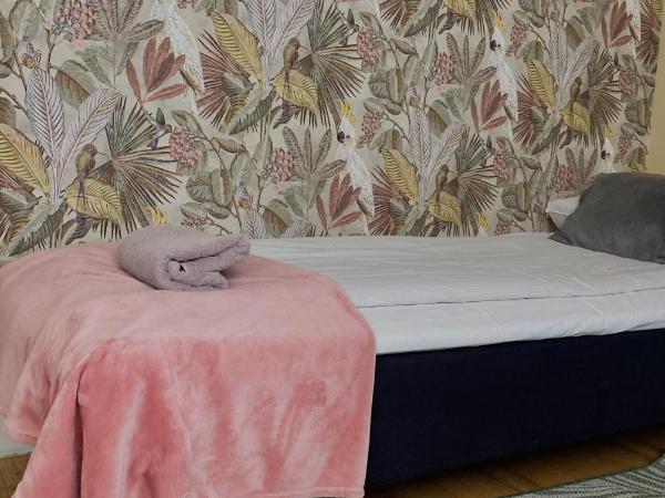 Lilla Brunn : photo 10 de la chambre chambre triple avec salle de bains commune