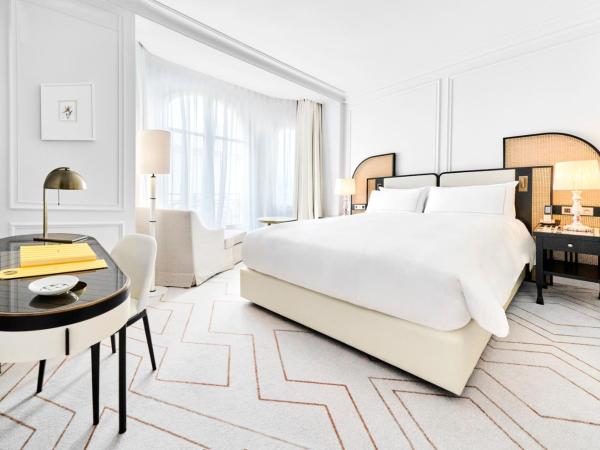 Carlton Cannes, a Regent Hotel : photo 4 de la chambre chambre classique