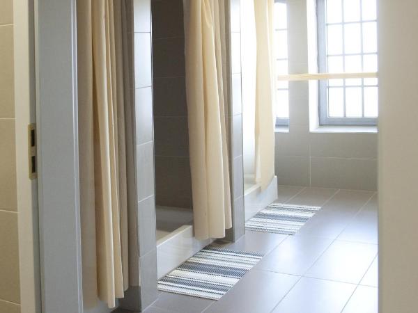 Hostel Międzynarodowe Centrum Spotkań Młodzieży : photo 4 de la chambre pokój trzyosobowy ze wspólną łazienką