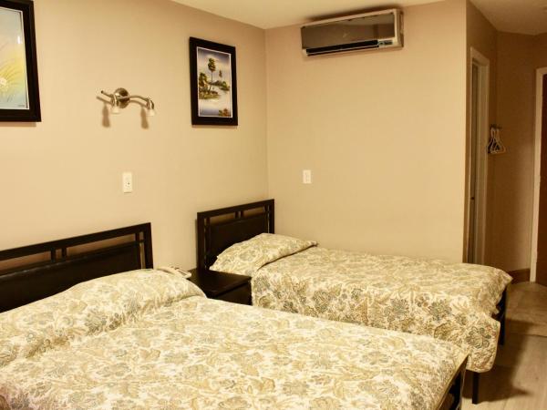 Hotel Victor : photo 2 de la chambre chambre double avec lit d'appoint