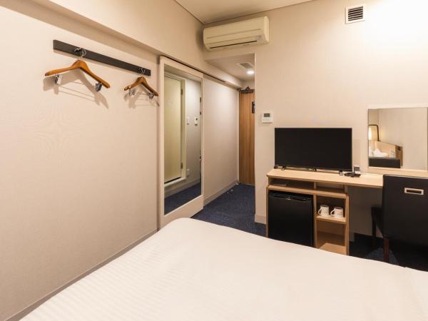 Sotetsu Fresa Inn Tokyo-Toyocho : photo 2 de la chambre chambre double standard - fumeurs
