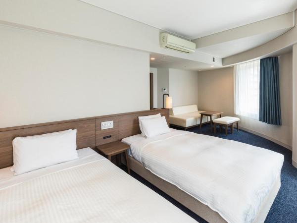 Sotetsu Fresa Inn Tokyo-Toyocho : photo 2 de la chambre chambre lits jumeaux de luxe - fumeurs