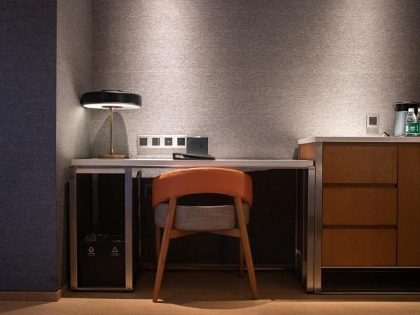 Genpla Hotel Shenzhen Nanshan : photo 4 de la chambre chambre lit queen-size deluxe